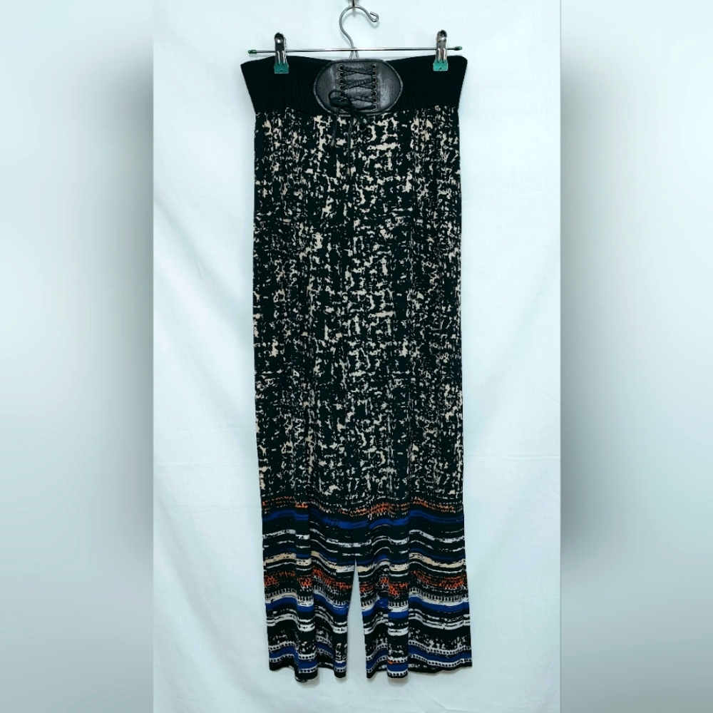 Magic Women's Pants - Size M - NWT
